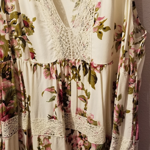 Xhilaration Tops - Sleeveless tunic